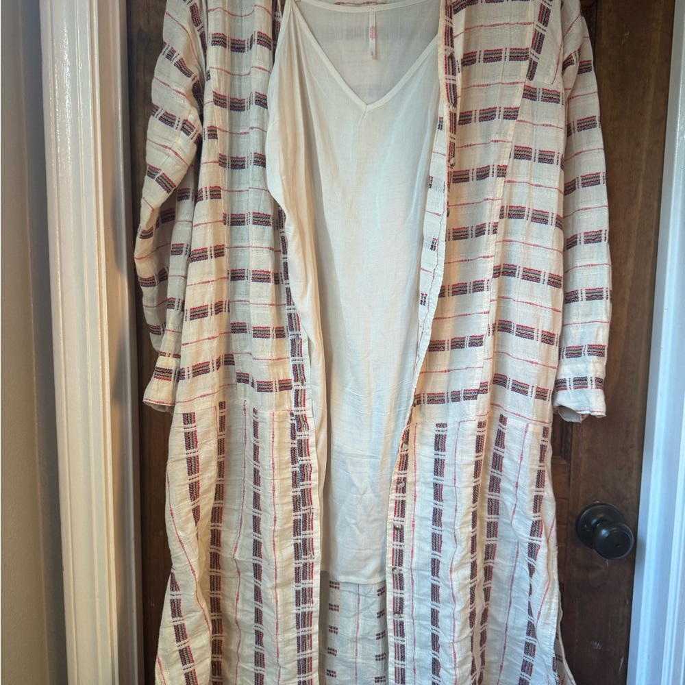 Free People Rainbow Shores Maxi Duster cream-colored, button-down shirt dress - Picture 4 of 7